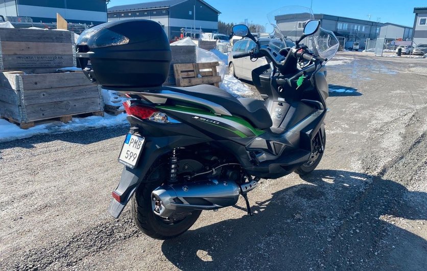 bästa toppbox moped bäst i test